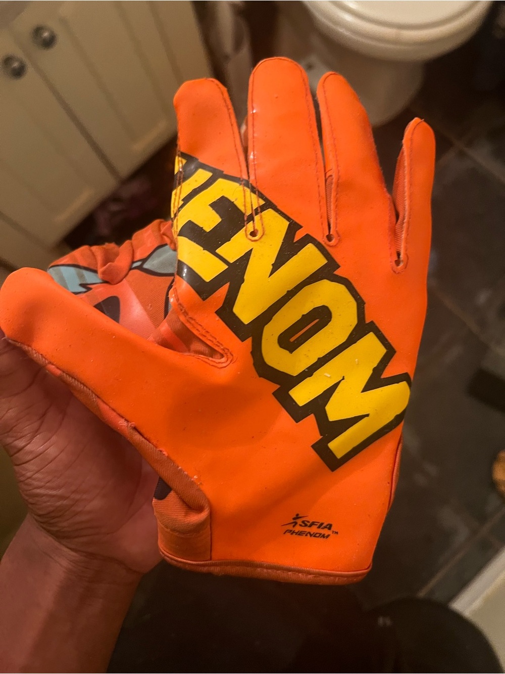 Men's Orange 'PHENOM' Sports Gloves
